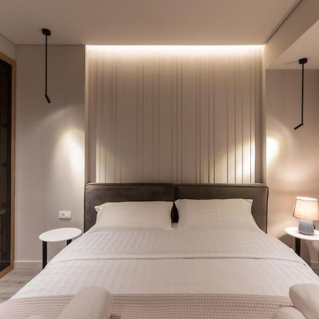 Night Inn Тирана Екстер'єр фото
