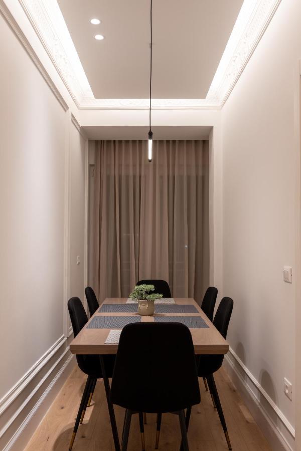 Night Inn Тирана Екстер'єр фото
