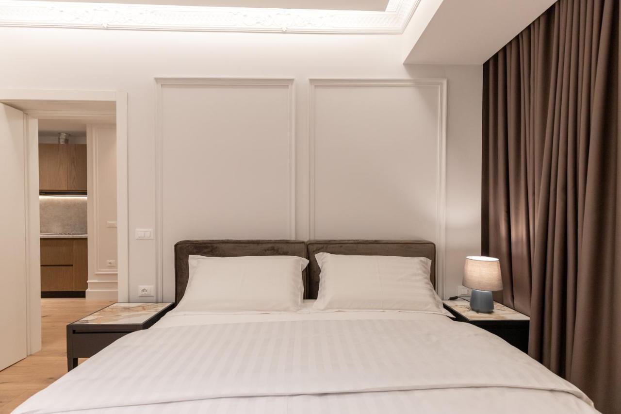 Night Inn Тирана Екстер'єр фото